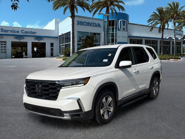 Certified 2025 Honda Pilot EX-L image 4