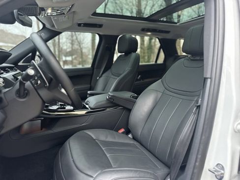 Used 2023 Land Rover Range Rover Sport SE image 13