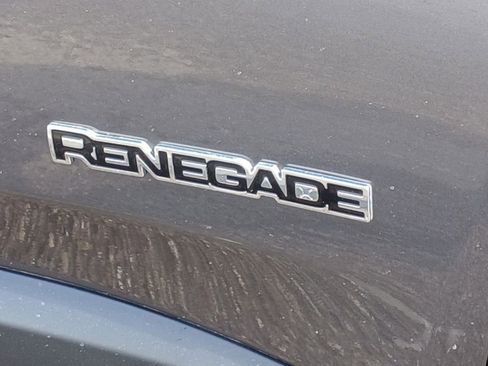 Used 2017 Jeep Renegade Latitude image 25