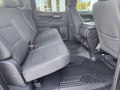 Used 2022 Chevrolet Silverado 1500 RST w/ Z71 Off-Road Package image 11