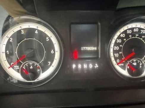 Used 2018 RAM 1500 Express w/ Express Value Package RWD image 14