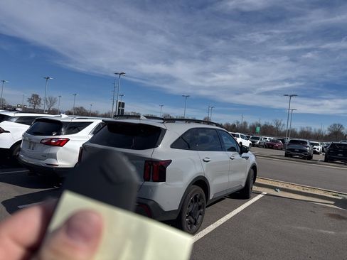 Used 2025 Kia Sorento SX Prestige image 5