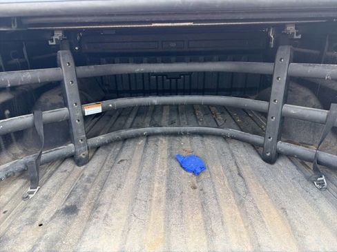 Used 2016 Chevrolet Colorado Z71 w/ Z71 Midnight Edition image 9