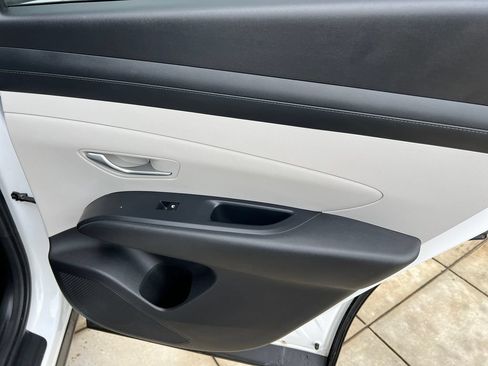 Used 2025 Hyundai Tucson SEL AWD/4WD image 9