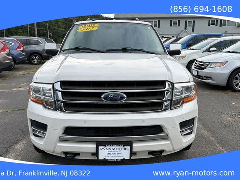 Used 2017 Ford Expedition Limited w/ Equipment Group 301A AWD/4WD image 2