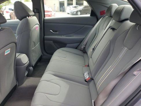 New 2026 Hyundai Elantra SEL Sport Premium image 9