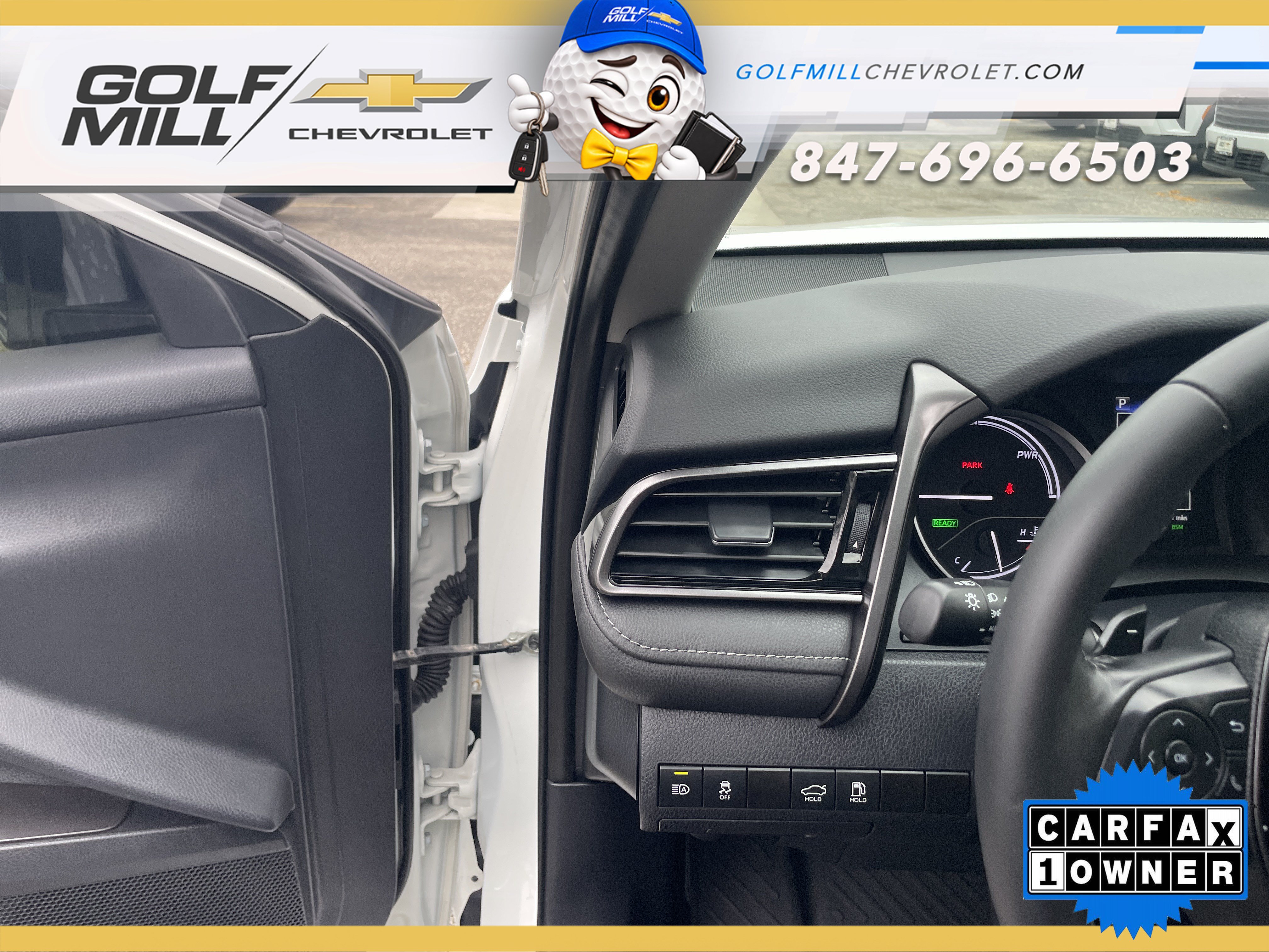 Used 2024 Toyota Camry SE w/ Convenience Package FWD image 18
