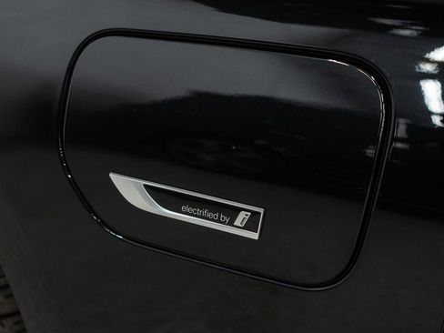 Used 2023 BMW 530e xDrive 530e xDrive Plug-In Hybrid w/ Executive Package image 55