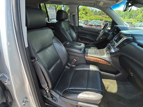 Used 2017 GMC Yukon XL Denali w/ Open Road Package AWD/4WD image 16