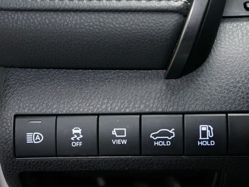 Used 2019 Toyota Camry XSE image 22