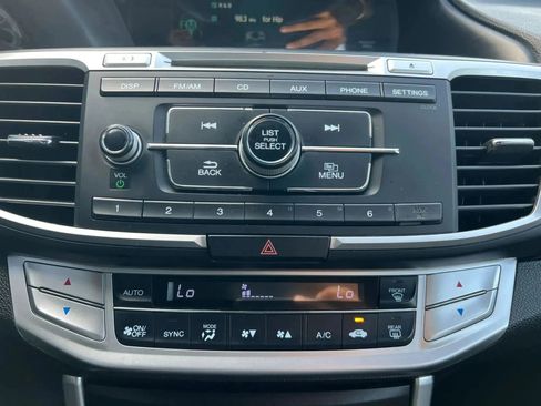 Used 2015 Honda Accord LX image 16