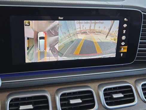 Certified 2023 Mercedes-Benz GLS 450 4MATIC image 34