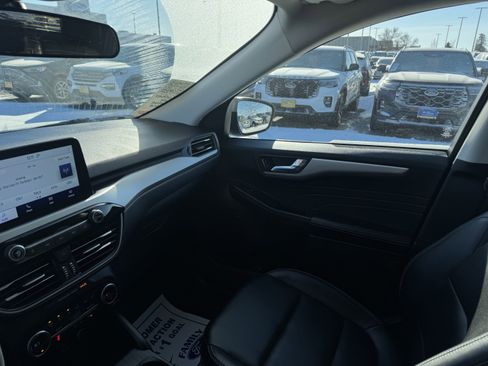 Certified 2021 Ford Escape SEL w/ Class II Trailer Tow Package image 12