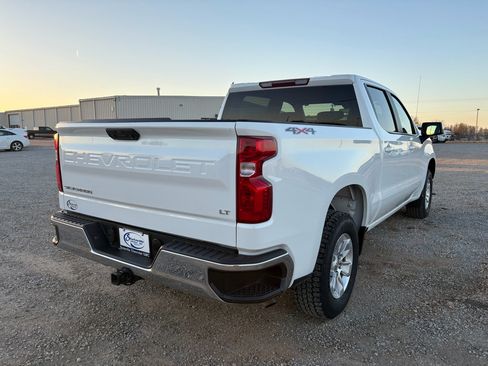 Used 2025 Chevrolet Silverado 1500 LT AWD/4WD image 5