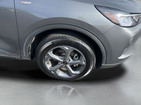 Used 2025 Ford Escape ST-Line image 12