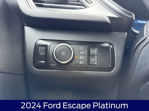 Used 2024 Ford Escape Platinum AWD/4WD image 26