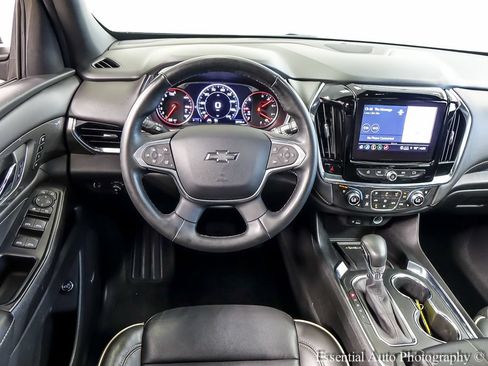 Used 2023 Chevrolet Traverse Premier w/ Redline Edition AWD/4WD image 14
