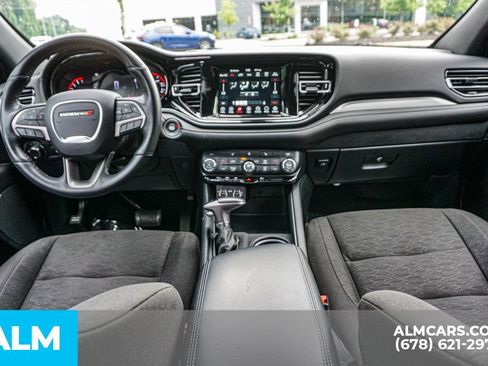 Used 2023 Dodge Durango SXT AWD/4WD image 25