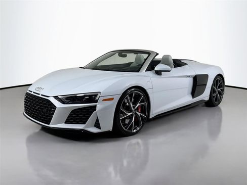 Used 2021 Audi R8 V10 w/ Premium Package image 10