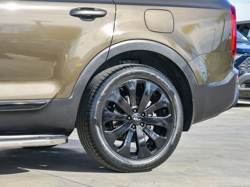 Used 2022 Kia Telluride S image 11