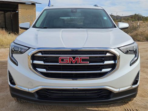 Used 2020 GMC Terrain SLT w/ Preferred Package image 2