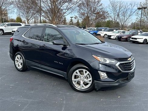 Used 2020 Chevrolet Equinox LT image 2