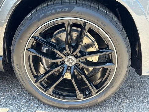 New 2025 Mercedes-Benz GLS 580 4MATIC image 3