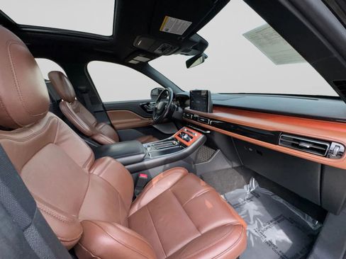 Used 2020 Lincoln Aviator Reserve w/ Equipment Group 201A image 35