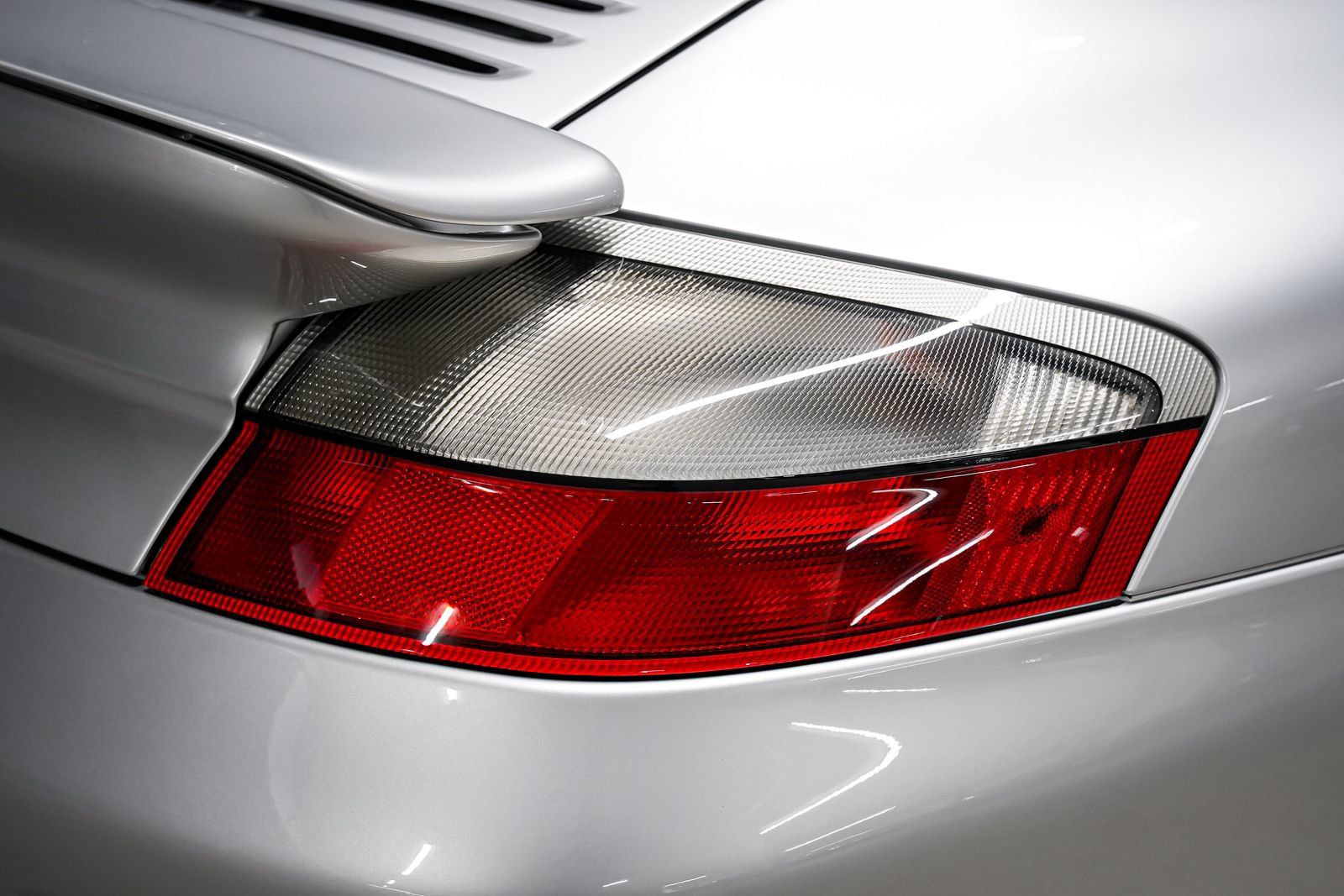 Used 2003 Porsche 911 Turbo AWD/4WD image 34
