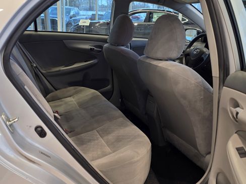 Used 2009 Toyota Corolla LE image 12