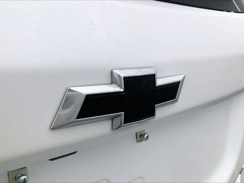 Used 2023 Chevrolet Equinox RS FWD image 10