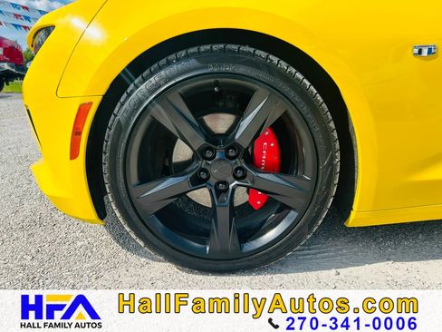 Used 2016 Chevrolet Camaro LT w/ RS Package RWD image 9