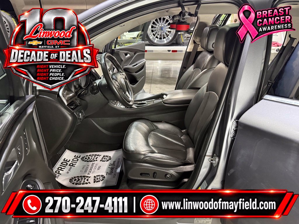Used 2019 Buick Envision Essence FWD image 18