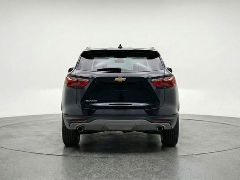 Used 2025 Chevrolet Blazer LT FWD image 7