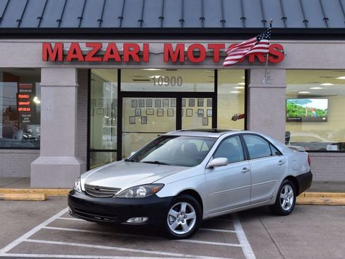 Used 2002 Toyota Camry LE image 2