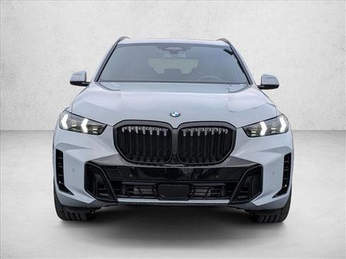 New 2026 BMW X5 xDrive40i w/ M Sport Package AWD/4WD image 6
