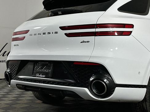 Used 2023 Genesis GV70 2.5T w/ Sport Prestige Package image 26