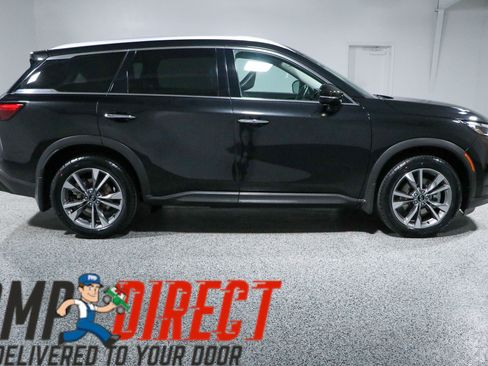 Used 2023 INFINITI QX60 Luxe w/ Cargo Package FWD image 6