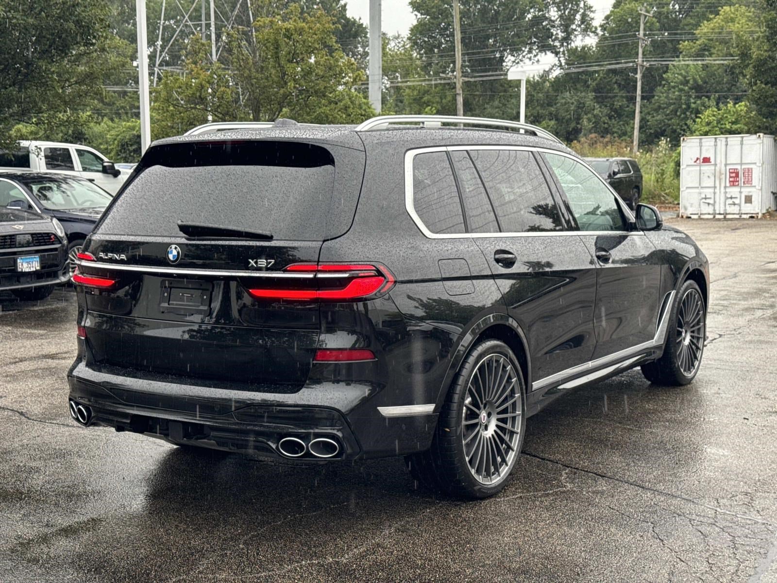 Certified 2025 BMW ALPINA XB7 AWD/4WD image 9
