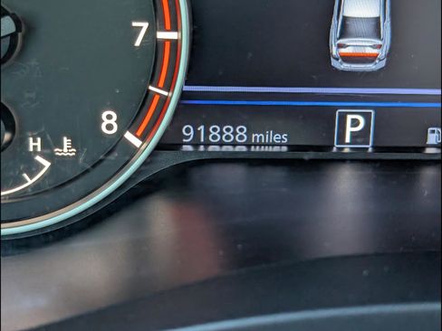 Used 2019 Nissan Altima 2.5 SR w/ SR Premium Package image 10