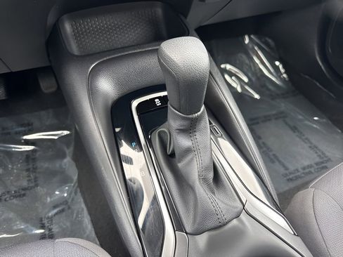 Used 2024 Toyota Corolla LE image 15