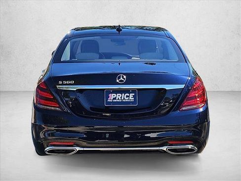 Used 2018 Mercedes-Benz S 560 Sedan image 7