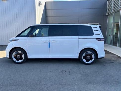 New 2025 Volkswagen ID. Buzz Pro S image 5