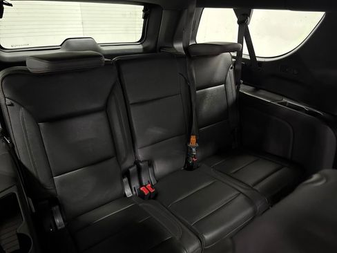 Certified 2024 Chevrolet Suburban High Country image 13