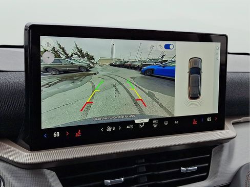 New 2026 Ford Explorer Active AWD/4WD image 15