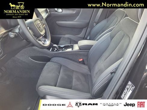 Used 2023 Volvo C40 P8 Recharge Ultimate AWD/4WD image 16
