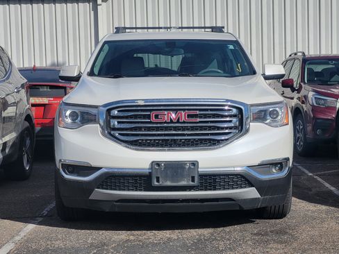 Used 2019 GMC Acadia SLE image 2