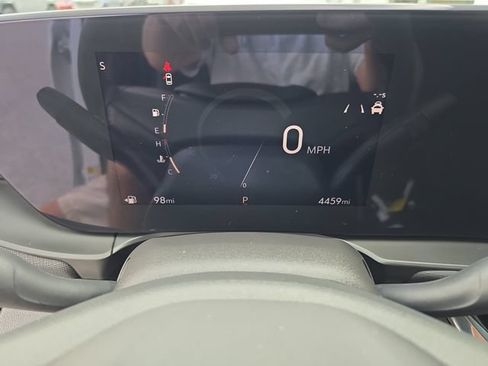 Certified 2025 Buick Envista Preferred FWD image 27