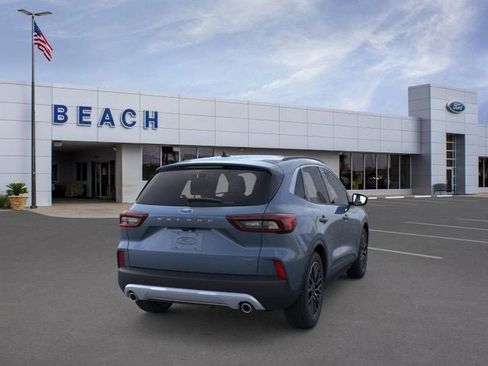 New 2026 Ford Escape SE image 8
