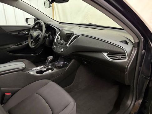 Used 2023 Chevrolet Malibu LT FWD image 22